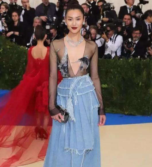 杨幂最流行口红,杨幂刘诗诗女人味十足