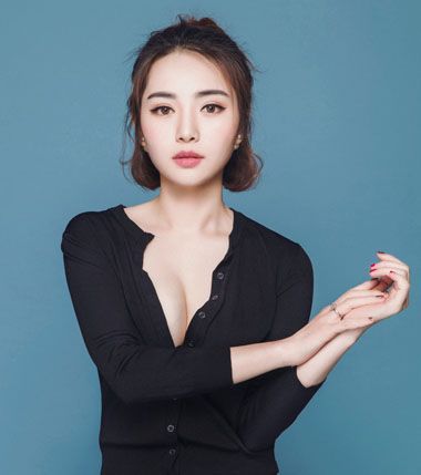 短发女生如何扎出慵懒随性的发型,适合短发女生的发型扎法图片