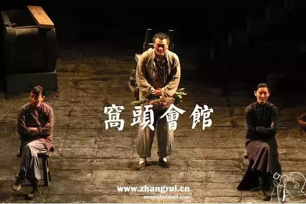 广场舞大妈都找到兼职工作,北京广场舞大妈跳舞视频