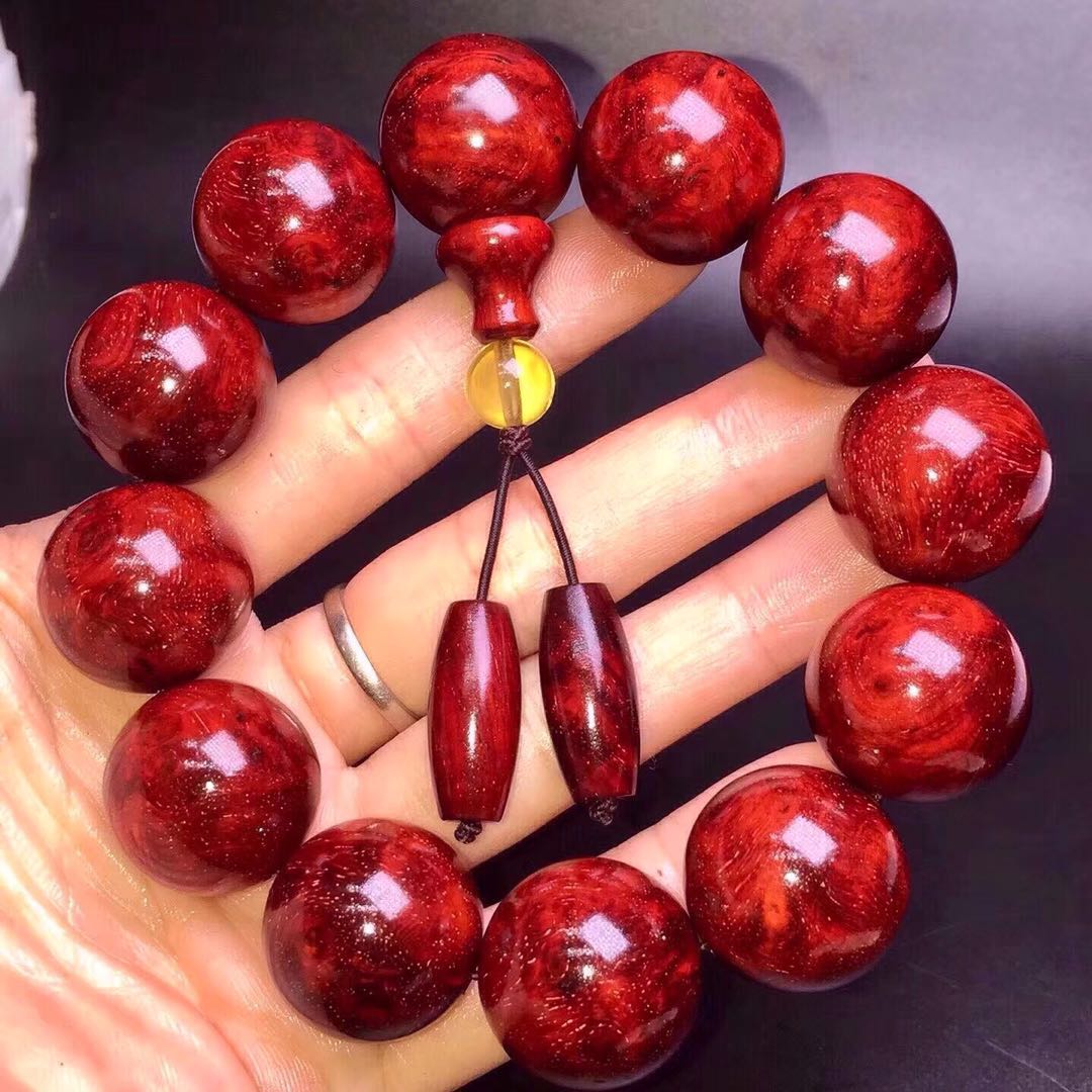 不用过多养护的手串,木质手串冬天盘串注意事项