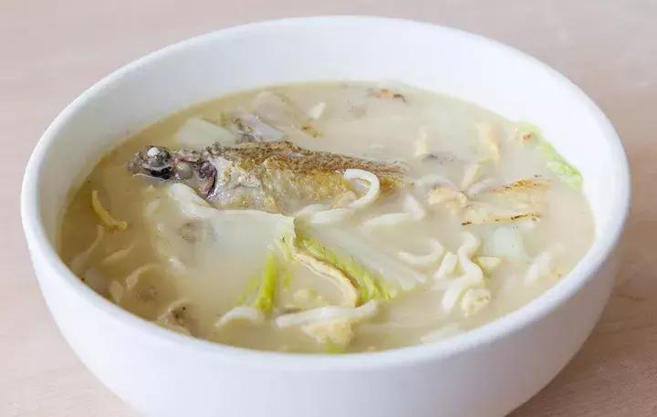 上海必吃榜第一名黄鱼面,上海50一碗的黄鱼面