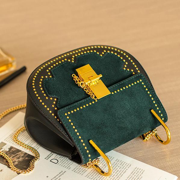 这些包包因为她们的出现而变得光彩夺目,不会搭配的女孩值得收藏