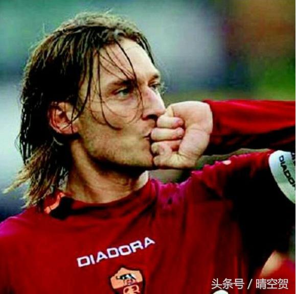 捷克足球黄金一代 (足球黄金一代都有哪些球员)