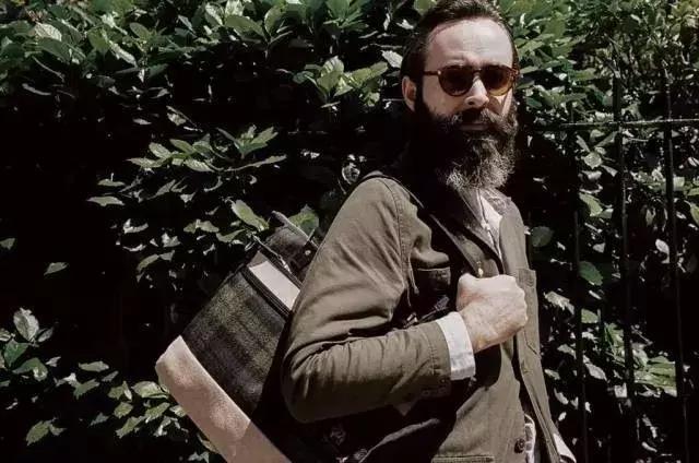 “双十一”不仅是女生专利，这10只设计师男包推荐给你！（下）