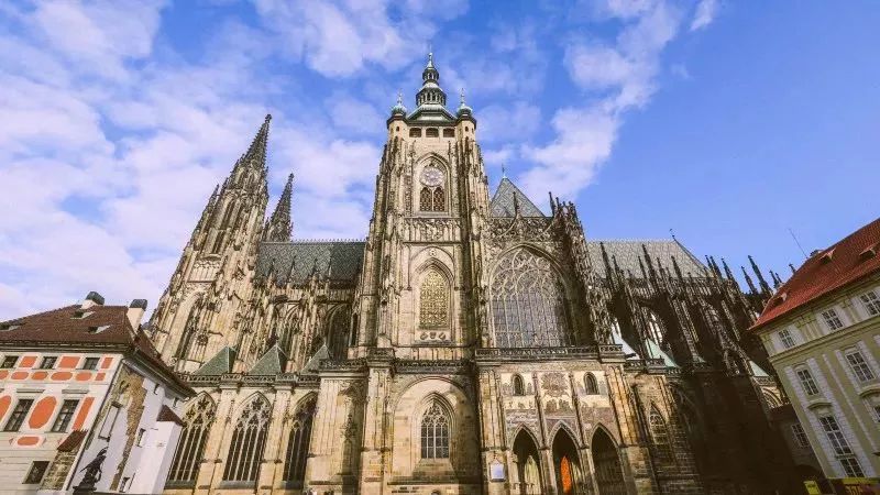 去欧洲旅游必须先去亚洲么,欧洲之行捷克