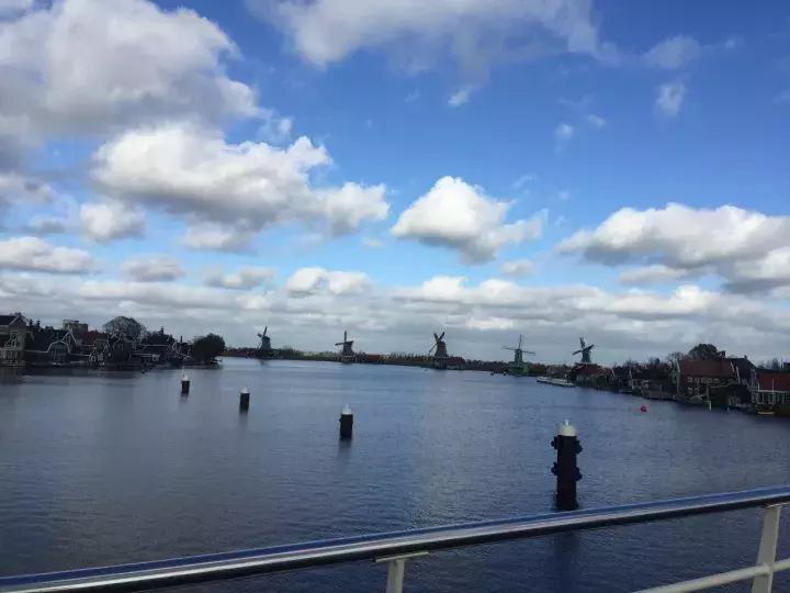 荷兰最美的小镇童话,荷兰童话王国般的村庄