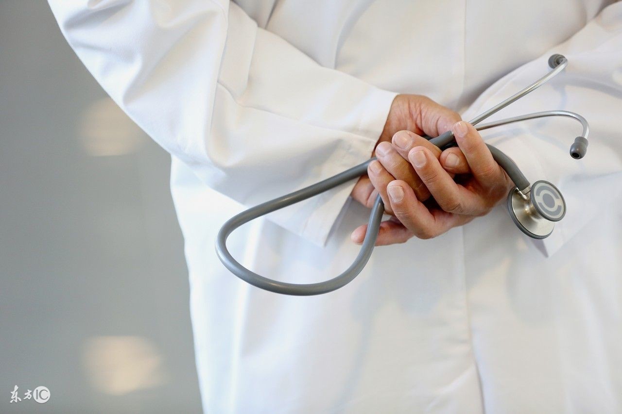 吃了感冒药为啥有红疹,为什么吃了感冒药长痘