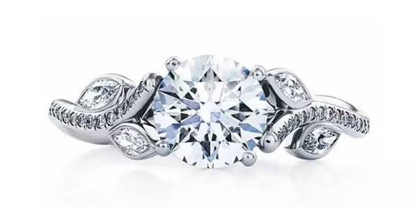 买的钻石戒指丢了怎么办,戒指上钻石脱落怎么办