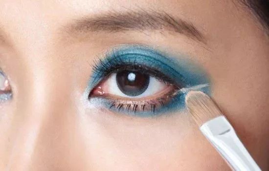 化妆的步骤及化妆用品,超详细的化妆入门教程男