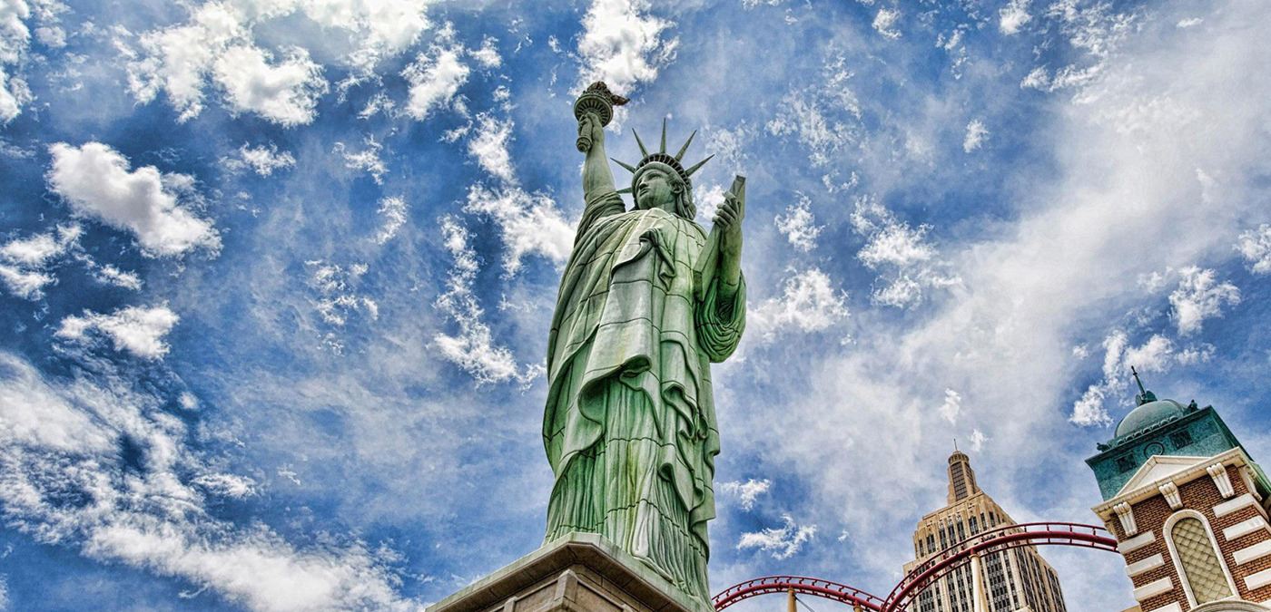 世界十大绝美现代建筑之作 (世界著名经典建筑设计图)