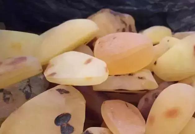 琥珀蜜蜡真实事件,蜜蜡琥珀的七大骗局