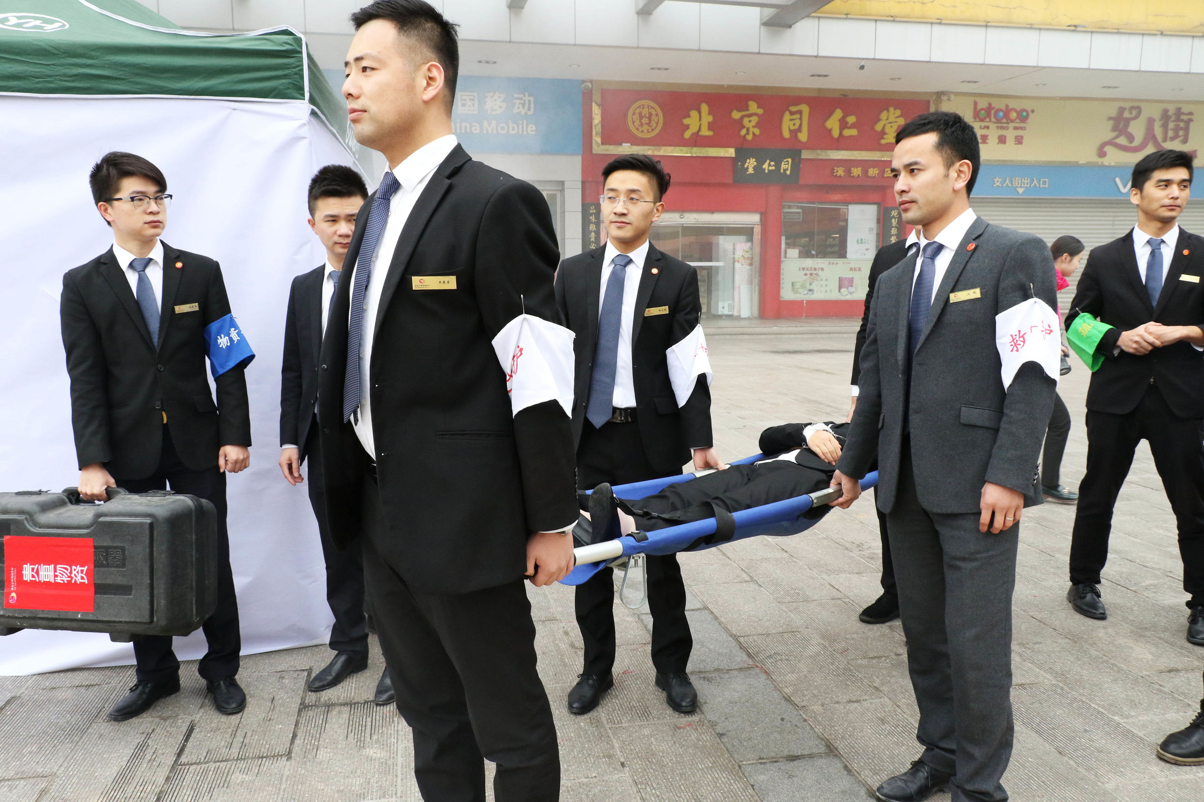 合肥消防演练视频,119消防安全日多部门联合消防演练