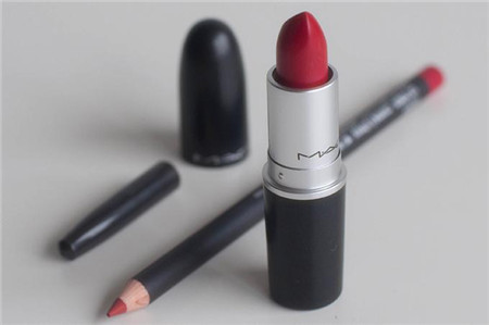 第一次入口红怕失手？快看过来，小糖给你支招