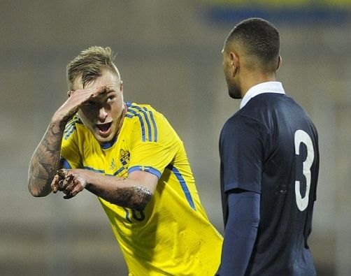 年少嘲讽对手反遭打脸，如今为人谦逊创造历史