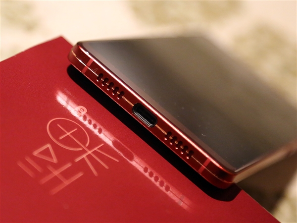 锤子坚果pro2有没有硬伤,锤子坚果pro2落伍了吗