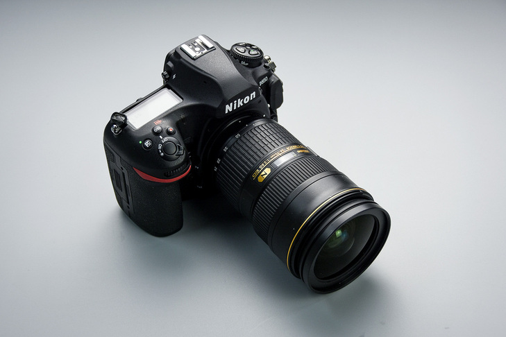 尼康d850选择首次曝光,尼康d850可以碾压同价格的微单吗