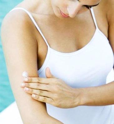 阿司匹林磨碎涂抹,阿司匹林捣碎敷脸上起到什么作用