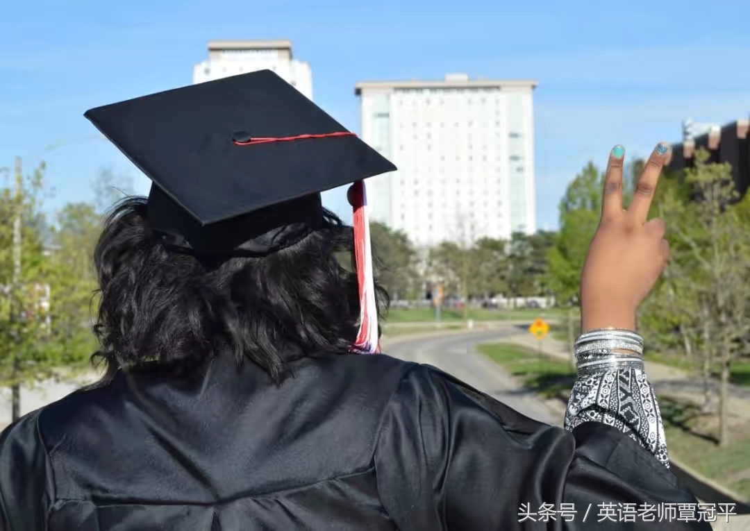 用英语词典是不是更容易学习,英文dictionary怎么读