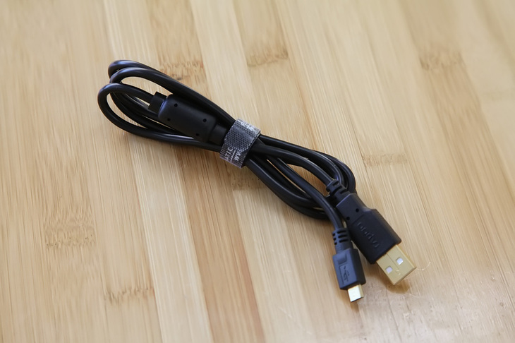 雷柏游戏手柄,性价比手柄雷柏