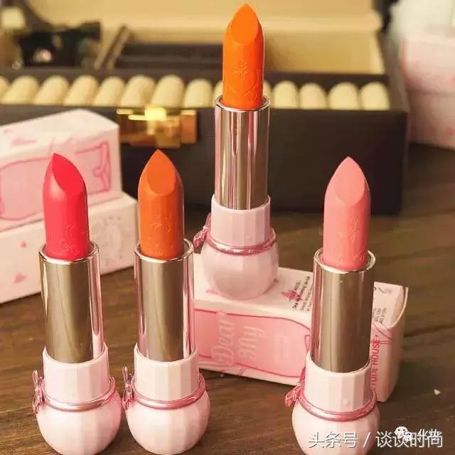 口红唇膏唇釉的区别,唇釉口红唇蜜唇彩有什么区别