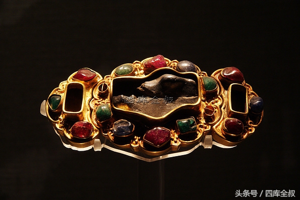 明定陵出土3000多件宝物,明代王爷陵墓出土珍宝