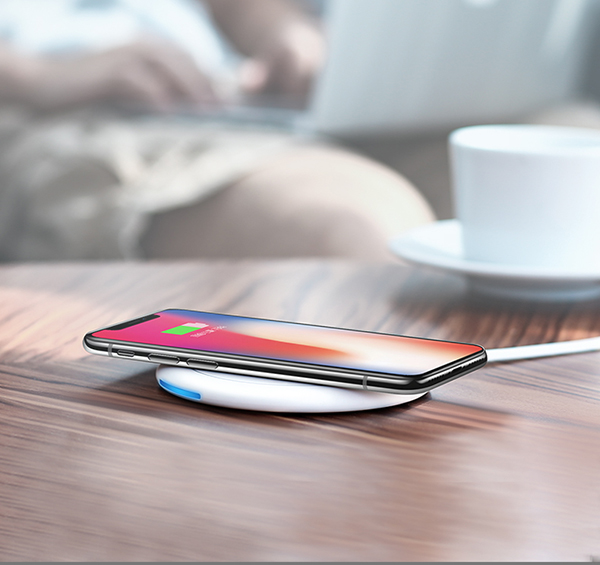 苹果手机无线充电器哪个牌子的好,无线手机充电器哪个品牌比较好