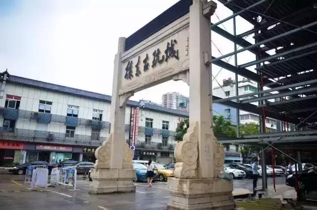 倒计时43天！武汉首条高富帅专列地铁下月就要通车啦！