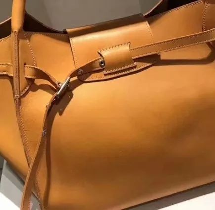 月薪5000的我是怎么存钱买房的,月入多少穿得起celine