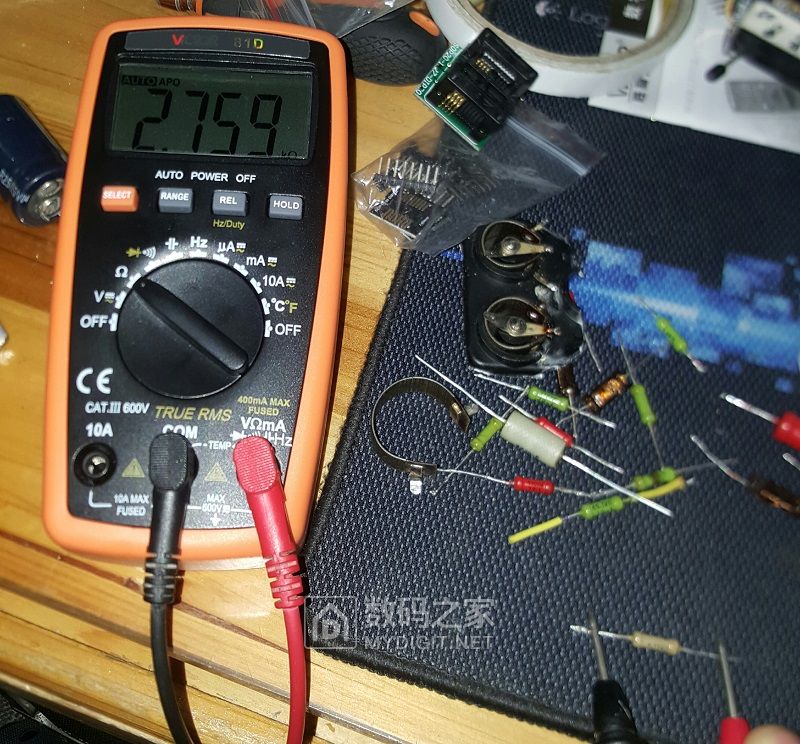 挖掘DTM0660芯片的潜能！用胜利VC81D新版学改最大数字9999