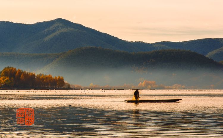 泸沽湖的静谧之美,美丽而又神秘的泸沽湖
