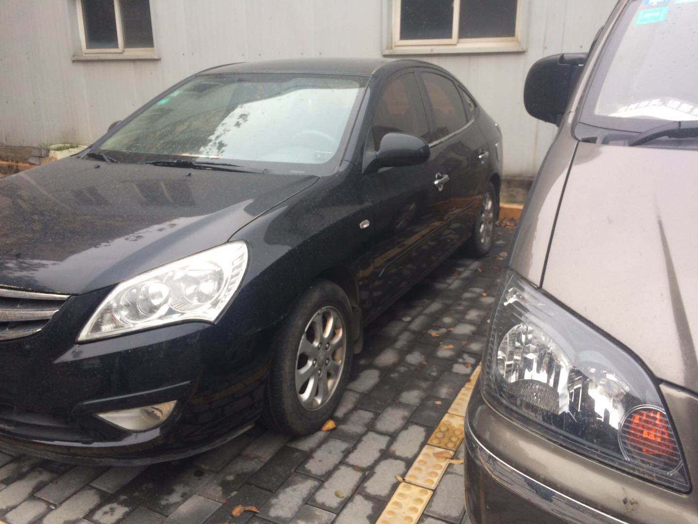 急卖二手车1万以下现代悦动,2021年5月现代悦动二手能卖多少钱