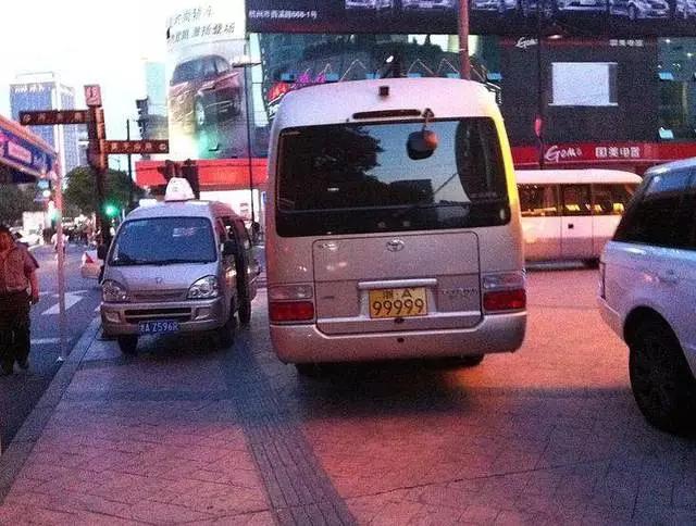 中国最顶级最霸气的车牌,最厉害的4个车牌