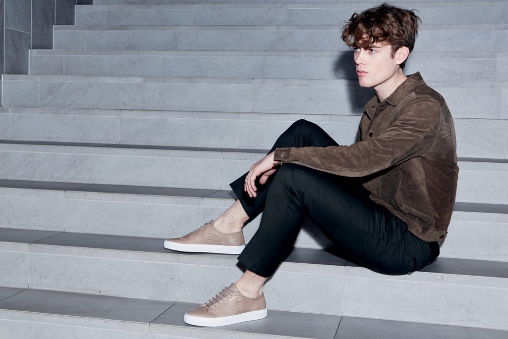 撞到同款鞋,男女同款鞋撞鞋