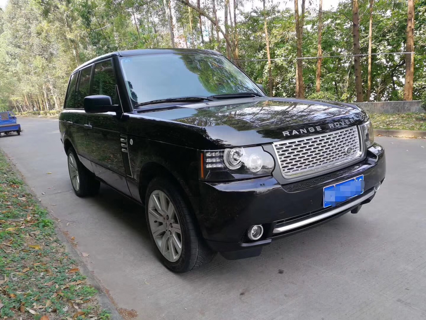 全新揽胜行政落地价,揽胜行政版落地价多少钱