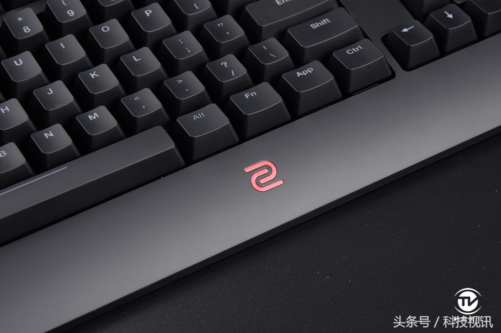 依旧偏执狂明基ZOWIECELERITASⅡ机械键盘评测