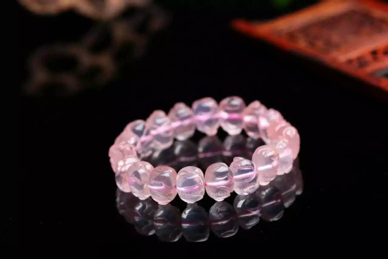 怎么挑选合适自己的水晶,怎么选适合自己的水晶颜色