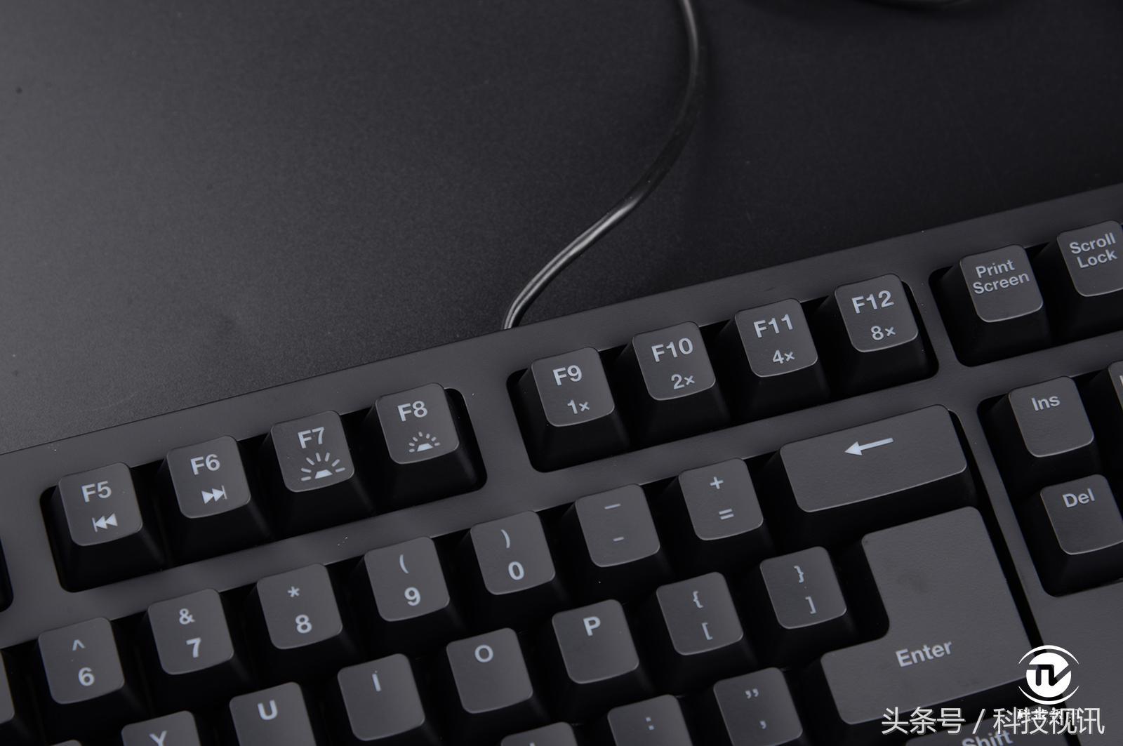 依旧偏执狂明基ZOWIECELERITASⅡ机械键盘评测