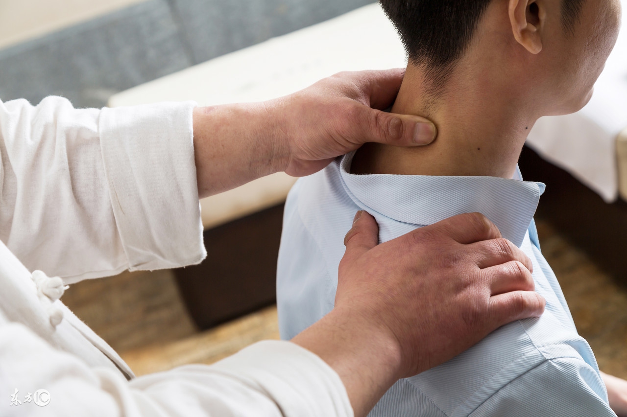 长期低头颈椎疼怎么锻炼,长期低头颈部痛如何有效锻炼