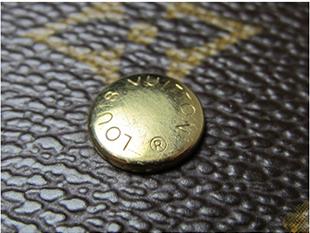 大家都喜欢的LV包包，你知道怎么鉴定的吗？