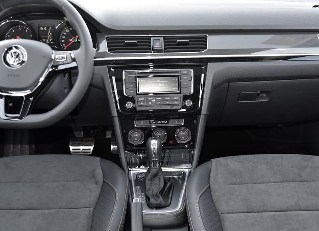 大众蔚领是哪个车的旅行版,大众旅行车蔚领到底多少钱