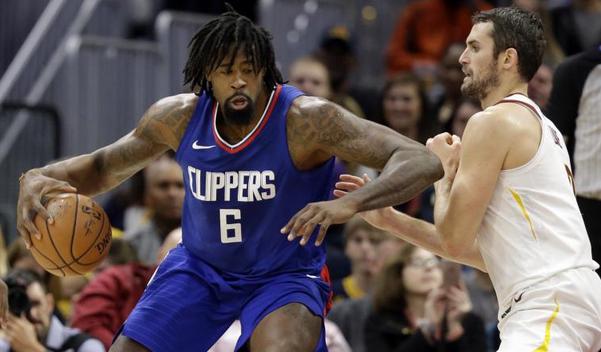 铁血后卫赛季报销五名首发已伤三人还有比快船更倒霉的吗？