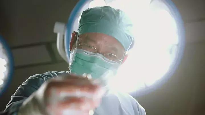 23岁流产12次，18岁流产8次，14岁流产4次：女人，要学会保护自己