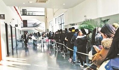 刘昊然校服最新,刘昊然校服上线