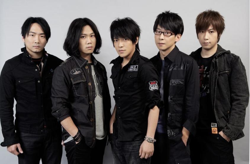 把无数人听哭的五首歌曲,八首史诗级歌曲让人热血沸腾