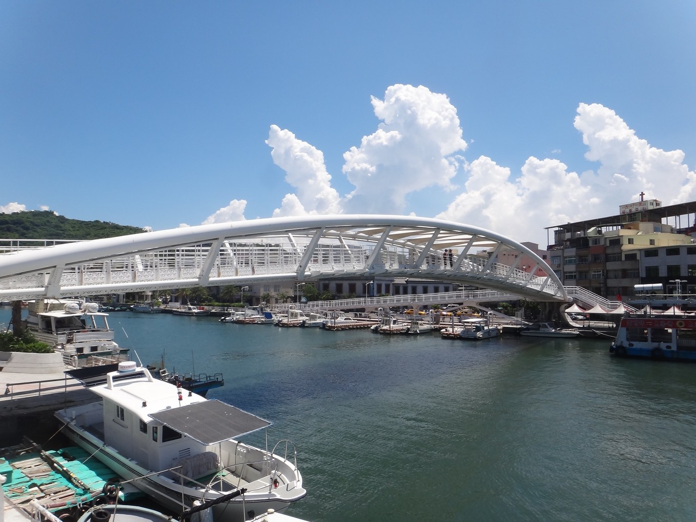 台湾环岛游15天跟团,台湾高雄六合夜市