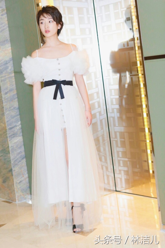 周冬雨王子文告诉你，身高不够没关系，这5个搭配技巧最显高显瘦