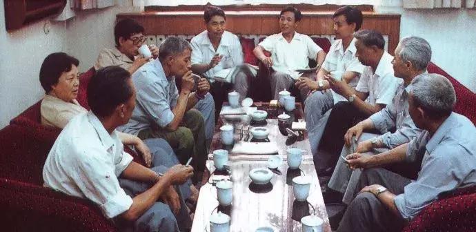 30年前沈阳老照片中街,沈阳市80年代的老照片