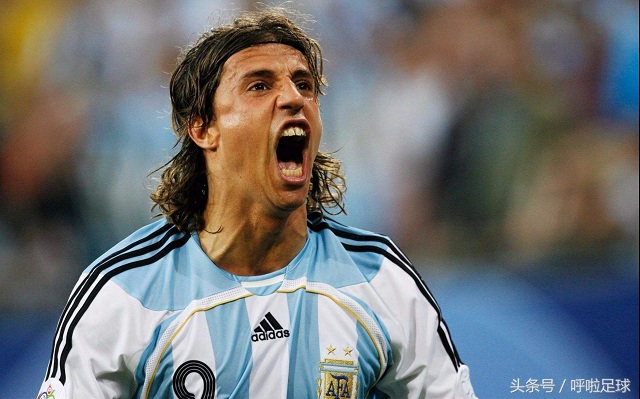 伊布和贝克汉姆ac米兰,长发足球球星