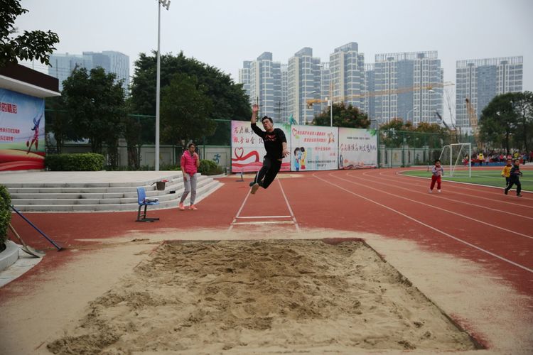 让红领巾校园充满生命的精彩——记台江进一附小体育文化节
