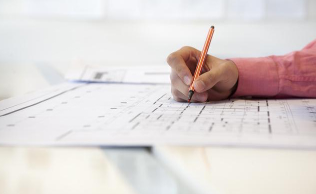 选调生和村官哪个工作忙,选调生和公务员哪个前景好